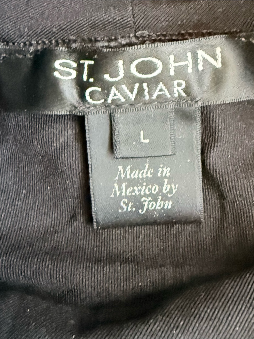 St John Caviar Soft Turtleneck Top Sz L